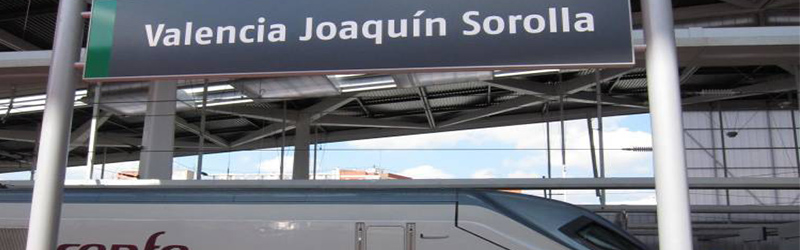Publicidad estación Joaquín Sorolla Valencia